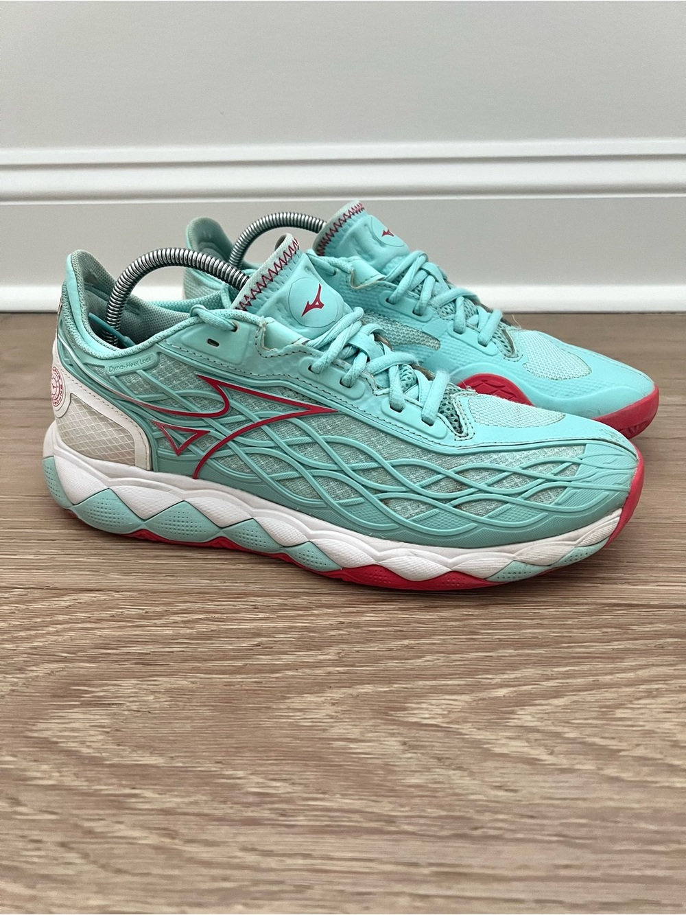 Mizuno Wave Enforce Tour AC 'Bright Teal' Tennis Pickleball Shoe Women Size 9